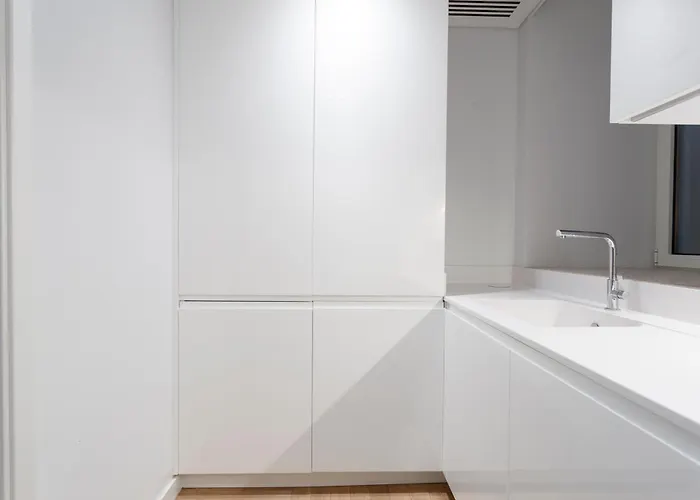 The Boulevard Apartment *