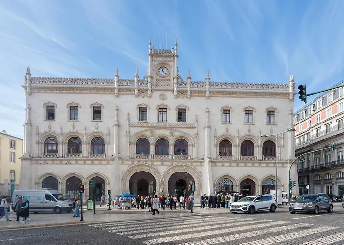 The Boulevard Apartment *